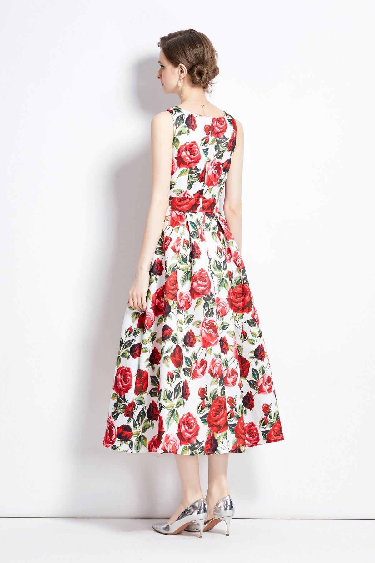 Sleeveless Form Fitting Floral A Line Dress